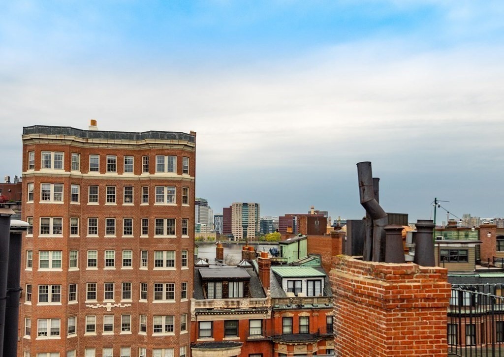 265 Beacon Street, Unit 5 Boston, MA 02116 - Photo 17 of 20