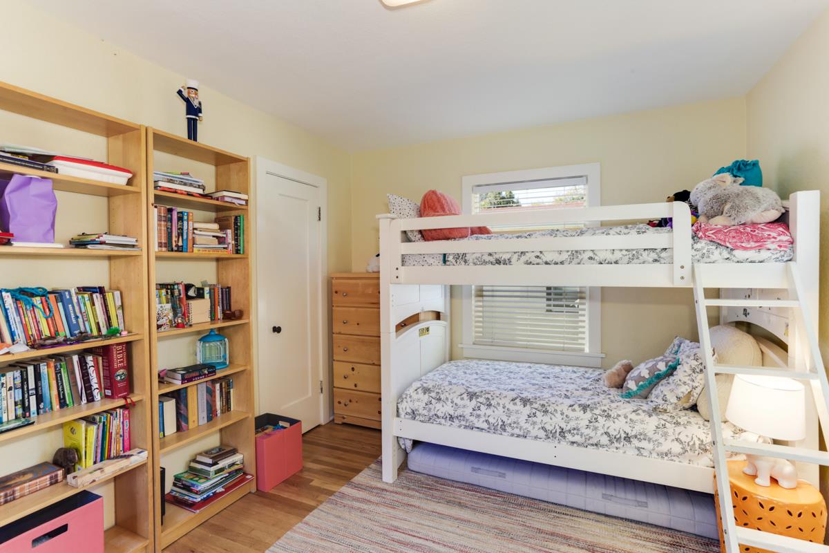 211 Berkeley Way Santa Cruz, CA 95062 - Photo 11 of 17 Gallery Image 11