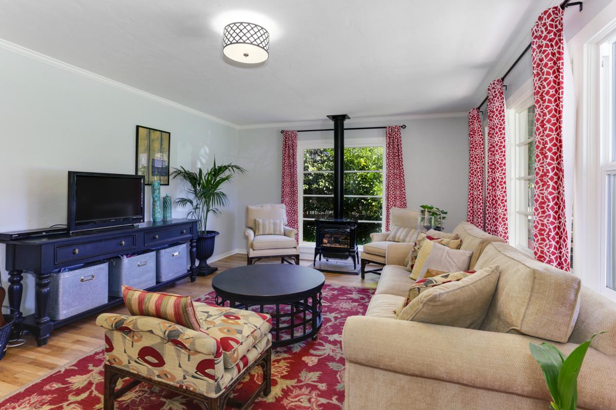211 Berkeley Way Santa Cruz, CA 95062 - Photo 2 of 17 Gallery Image 2