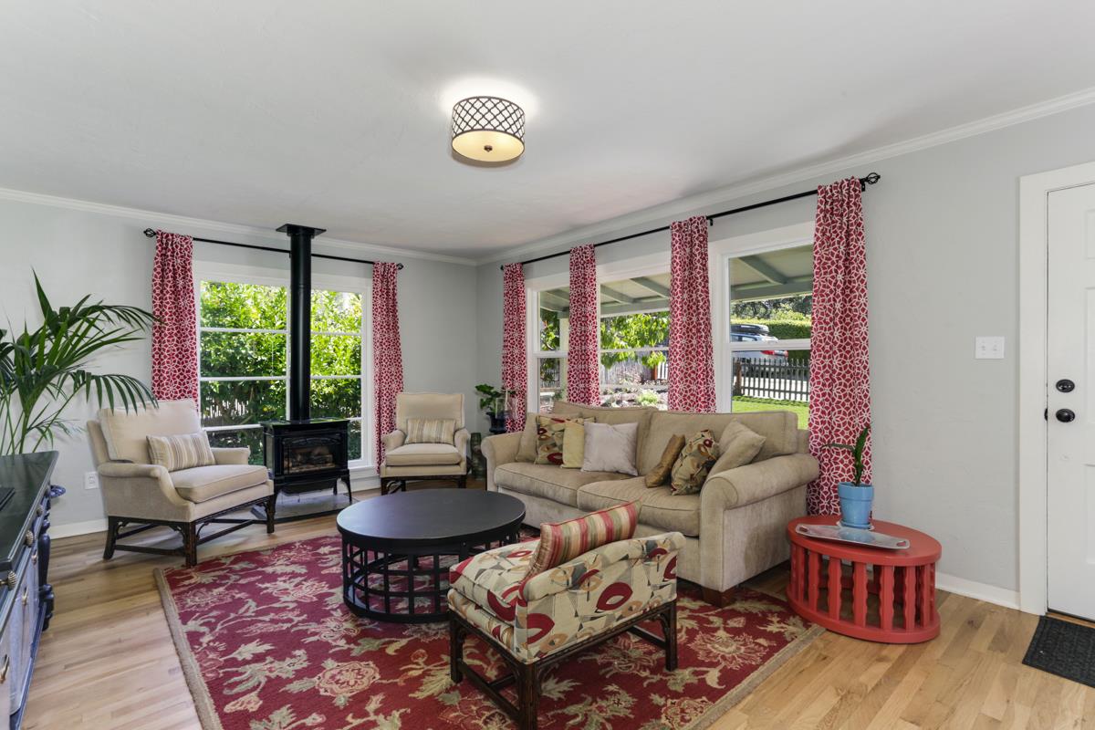 211 Berkeley Way Santa Cruz, CA 95062 - Photo 3 of 17 Gallery Image 3
