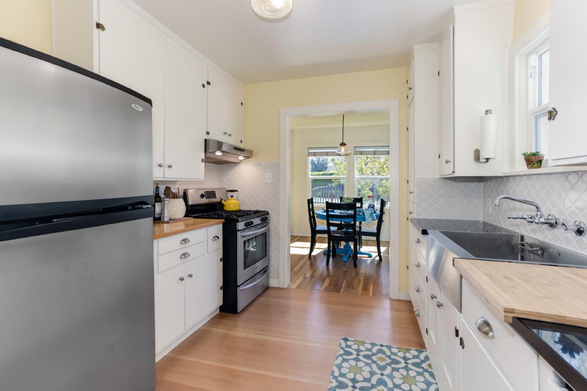 211 Berkeley Way Santa Cruz, CA 95062 - Photo 6 of 17 Gallery Image 6