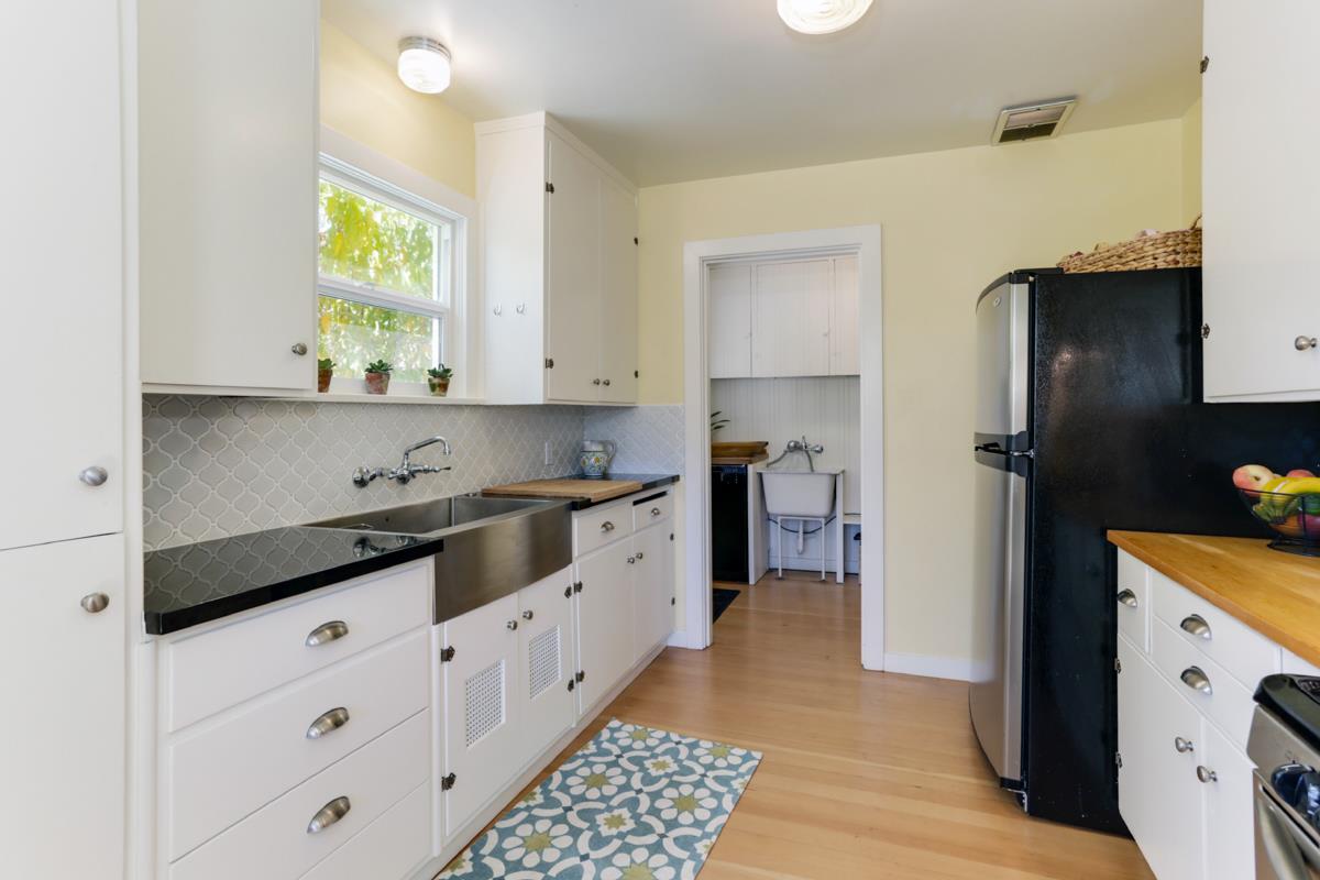 211 Berkeley Way Santa Cruz, CA 95062 - Photo 7 of 17 Gallery Image 7