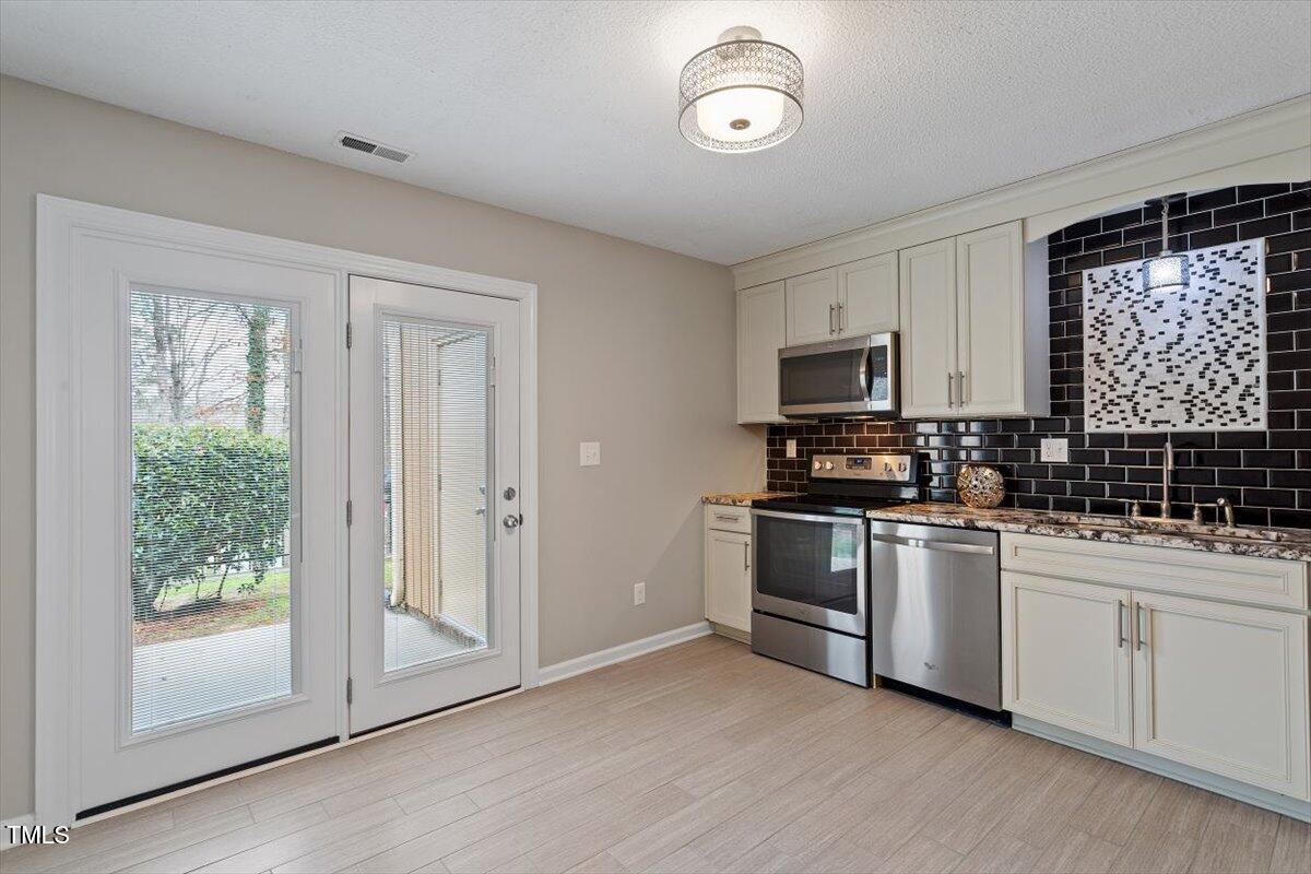 7914 Yester Court Raleigh, NC 27615 - Photo 15 of 29
