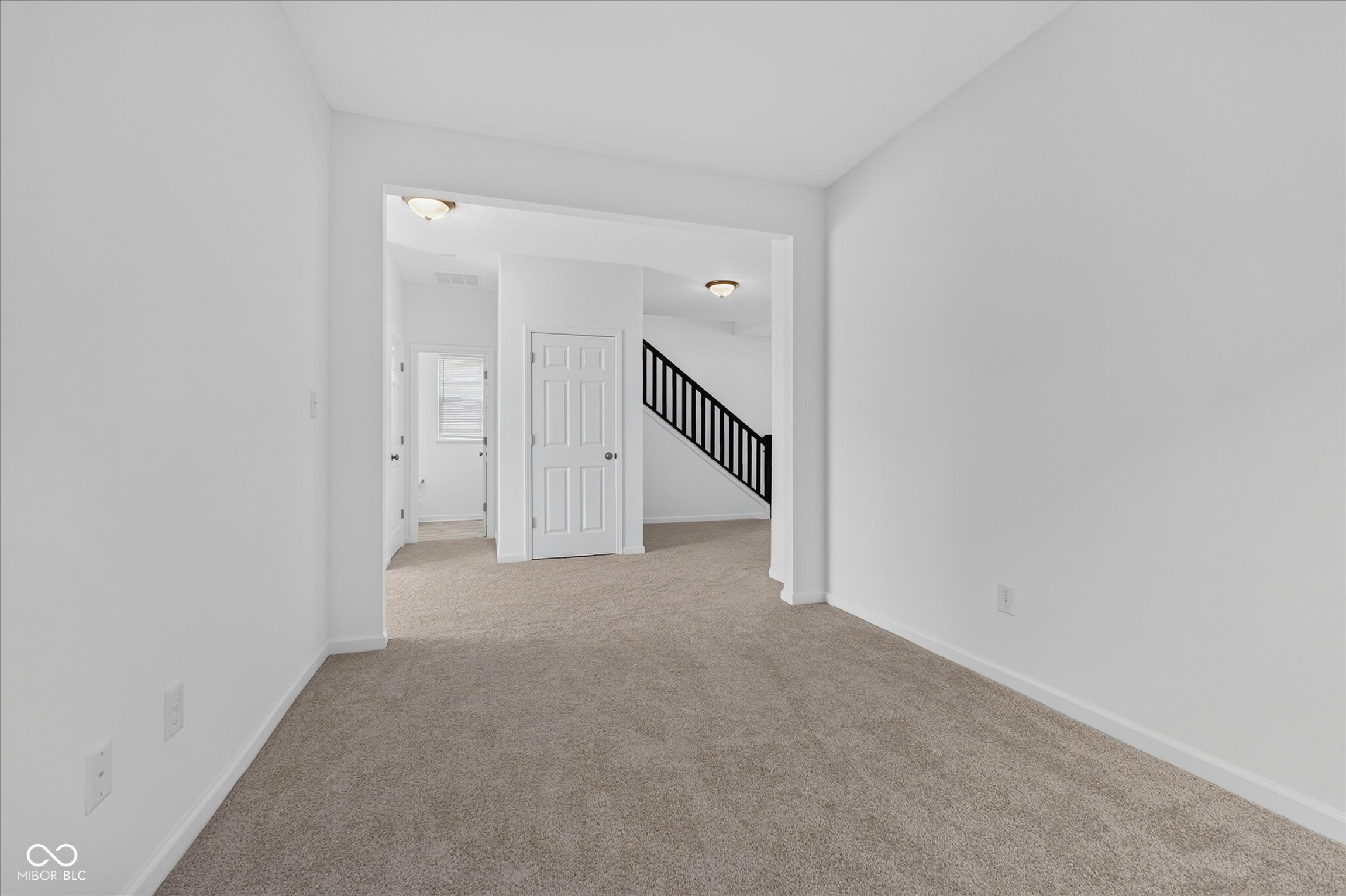 5115 Triple Crown Way Indianapolis, IN 46237 - Photo 7 of 58