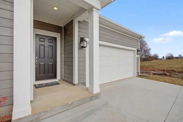 $399,990 | 324 Black Bear Dr Mount, Mount Pleasant, TN 38474