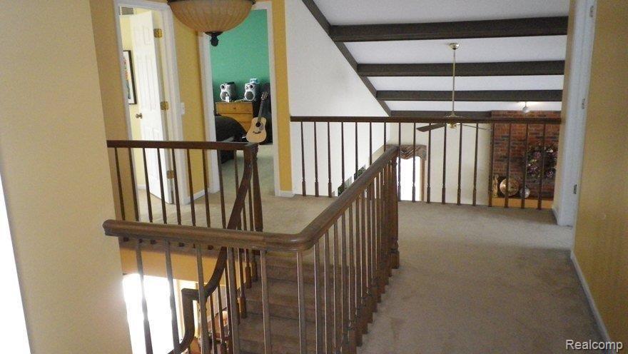 1156 Greenleaf Drive Rochester, MI 48309 - Photo 20 of 25 2nd Level Hall