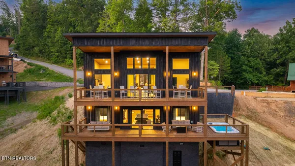 $1,299,900 | 2217 Legend Drive, Sevierville, TN 37876
