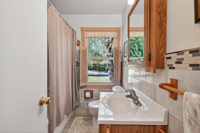 $395,000 | 8549 Russell Avenue South, Bloomington, MN 55431