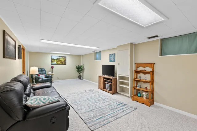 $395,000 | 8549 Russell Avenue South, Bloomington, MN 55431