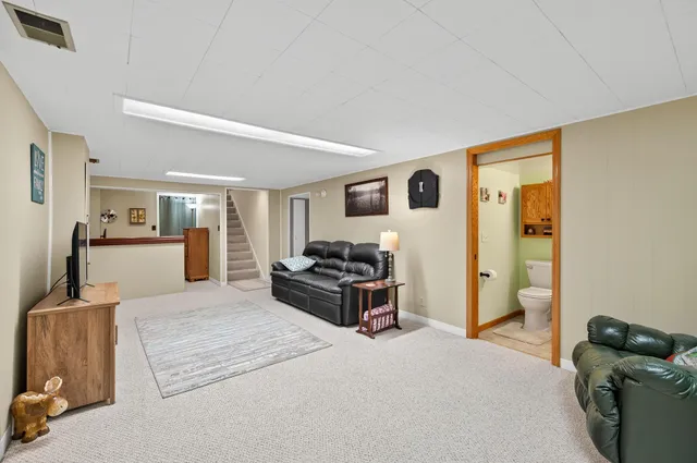 $395,000 | 8549 Russell Avenue South, Bloomington, MN 55431