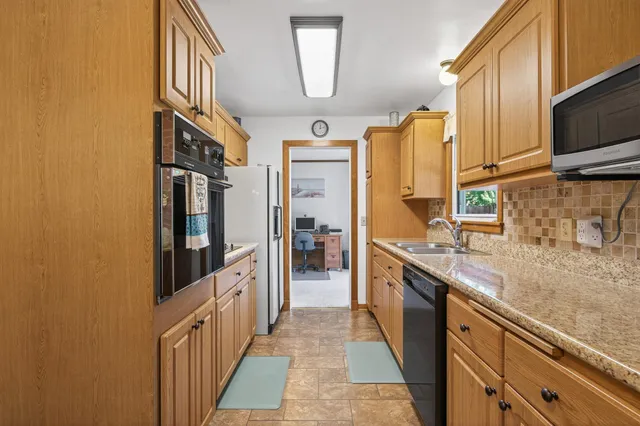 $395,000 | 8549 Russell Avenue South, Bloomington, MN 55431