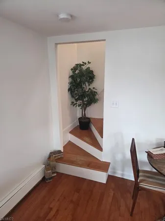 $1,750 | 90 St Rt181 Lake, Lake Hopatcong, NJ 07849