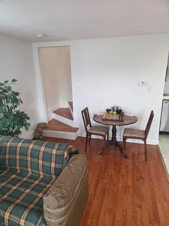 $1,750 | 90 St Rt181 Lake, Lake Hopatcong, NJ 07849