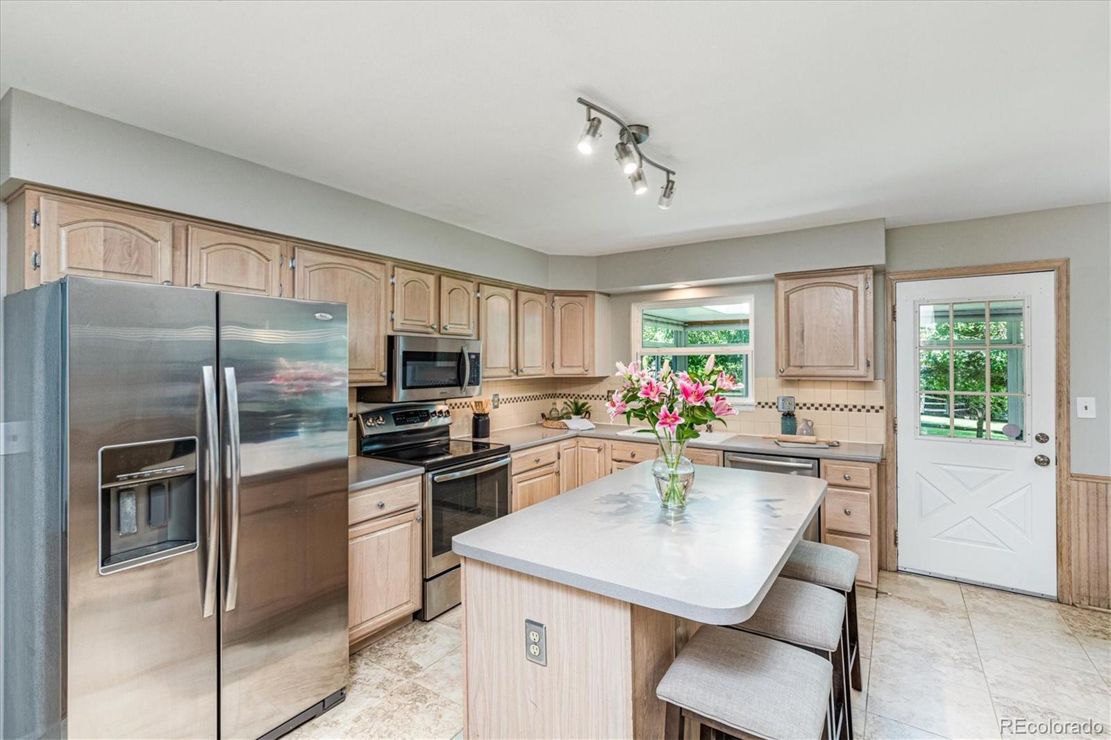 2315 Thistle Ridge Circle Highlands Ranch, CO 80126 - Photo 14 of 40 Gallery Image 14