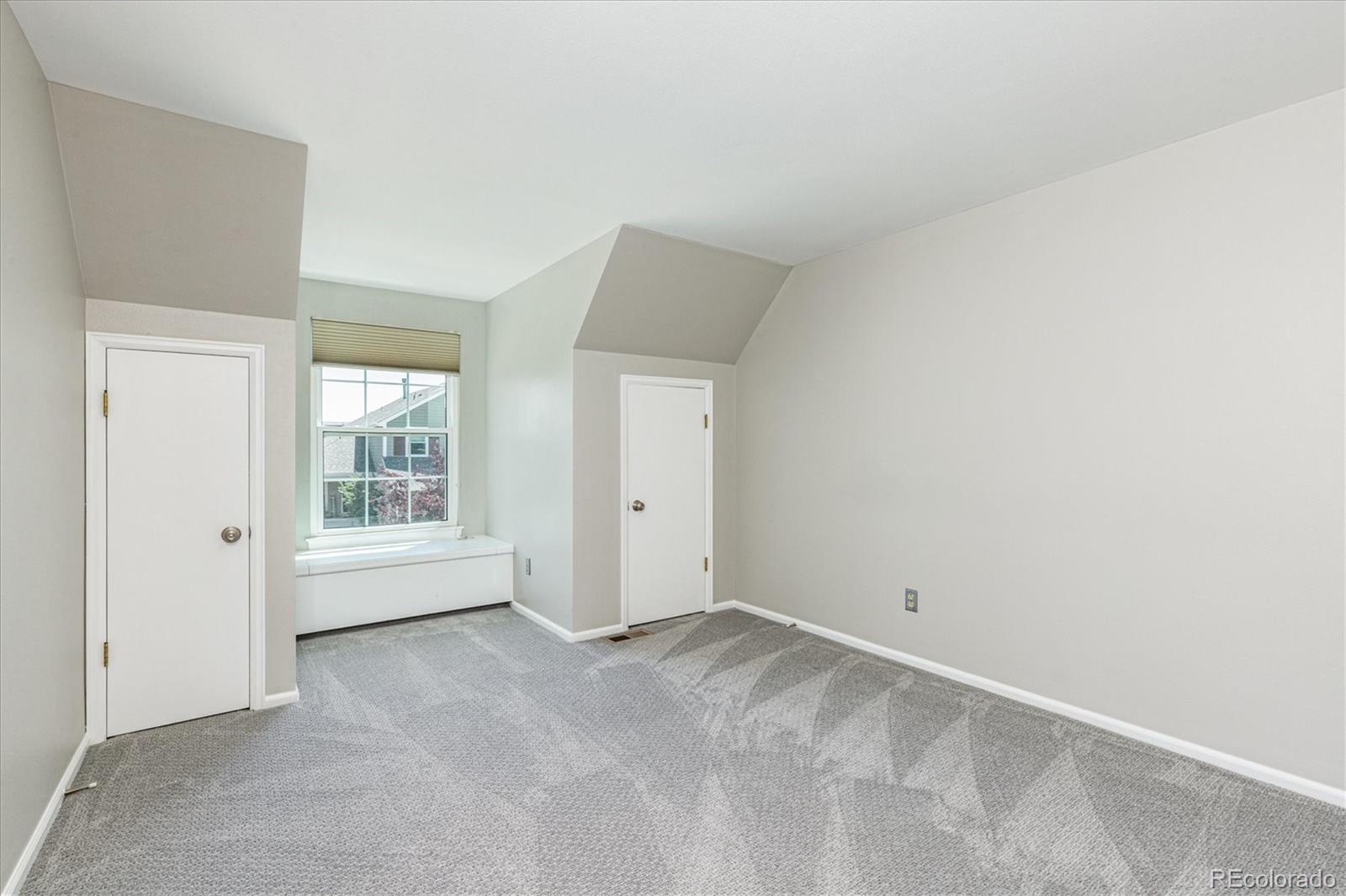 2315 Thistle Ridge Circle Highlands Ranch, CO 80126 - Photo 29 of 40 Gallery Image 29