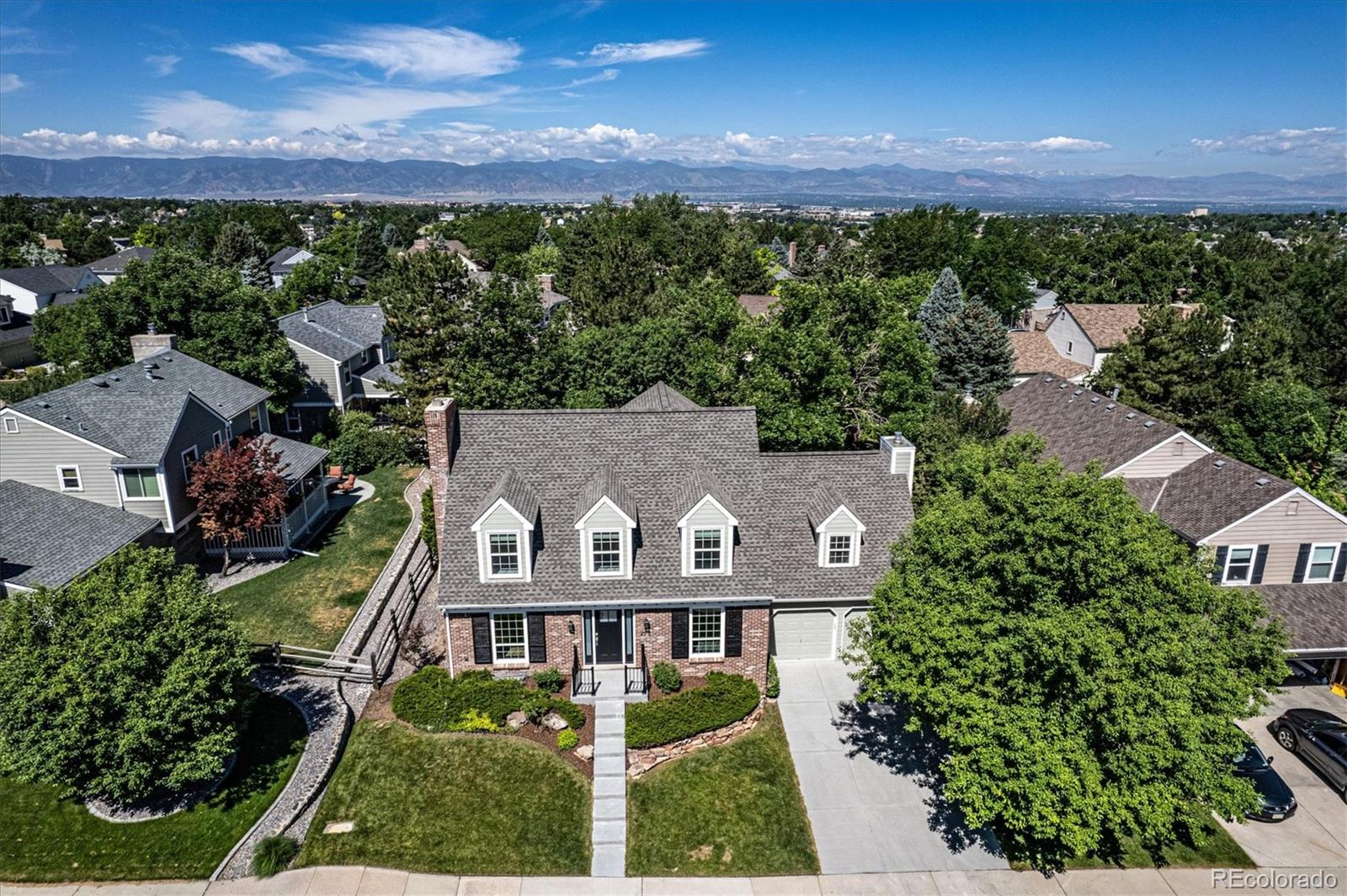 2315 Thistle Ridge Circle Highlands Ranch, CO 80126 - Photo 4 of 40 Gallery Image 4