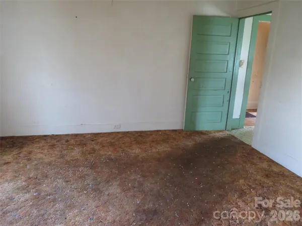 a view of empty room