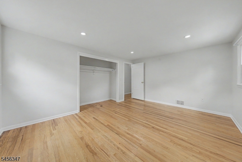 11 Dolly Road Parsippany, NJ 07054 - Photo 28 of 47 Gallery Image 28