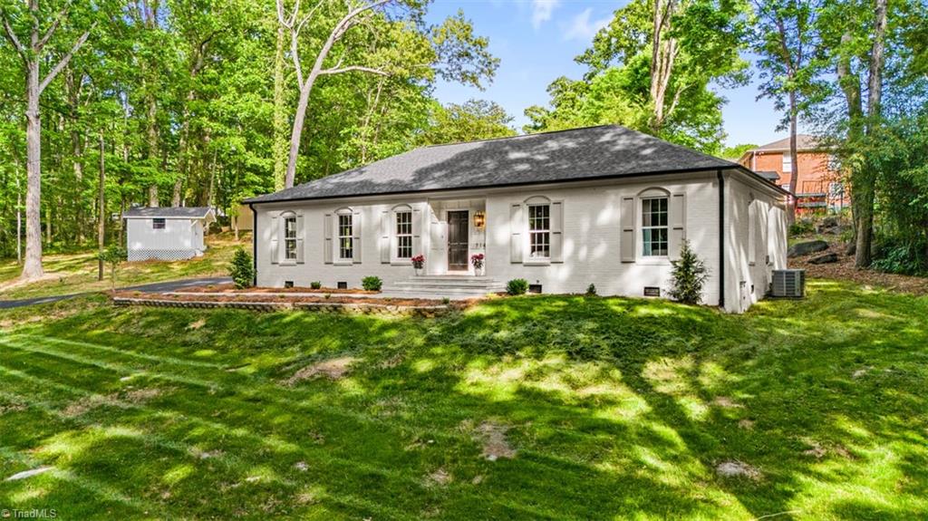 714 Edgewood Road Asheboro, NC 27205 - Photo 4 of 47