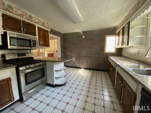 410 18th Street Bedford, IN 47421 - Photo 15 of 22