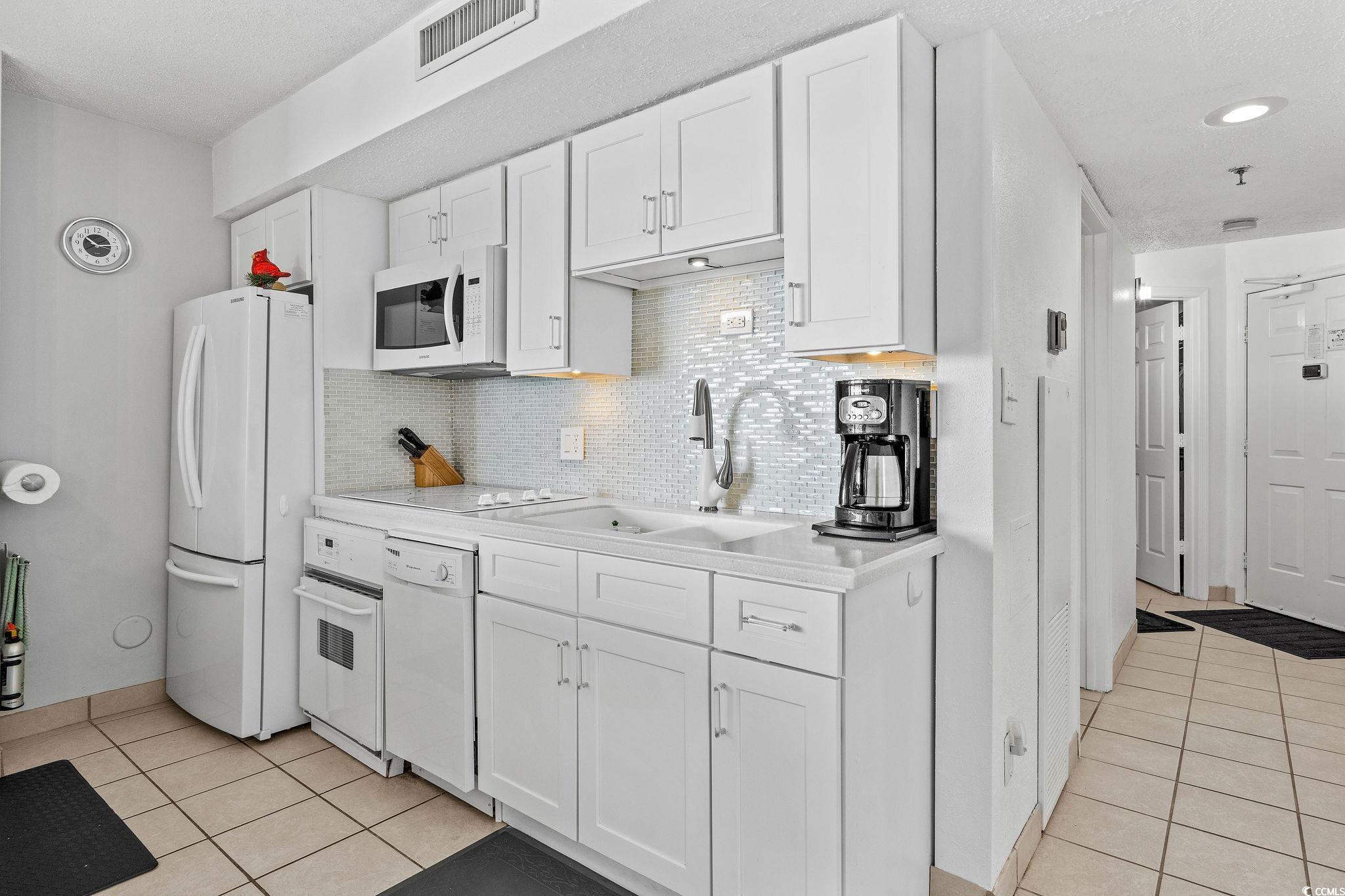 5523 North Ocean Boulevard, Unit 1402 Myrtle Beach, SC 29577 - Photo 3 of 39