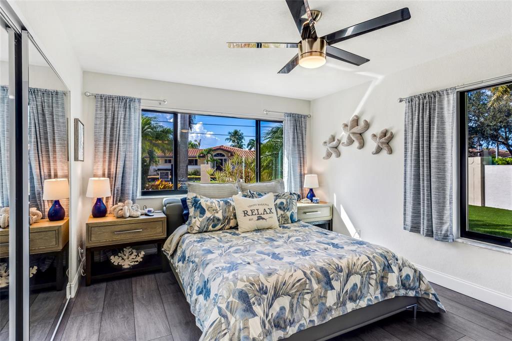 2541 Northeast 48th Street Lighthouse Point, FL 33064 - Photo 14 of 31