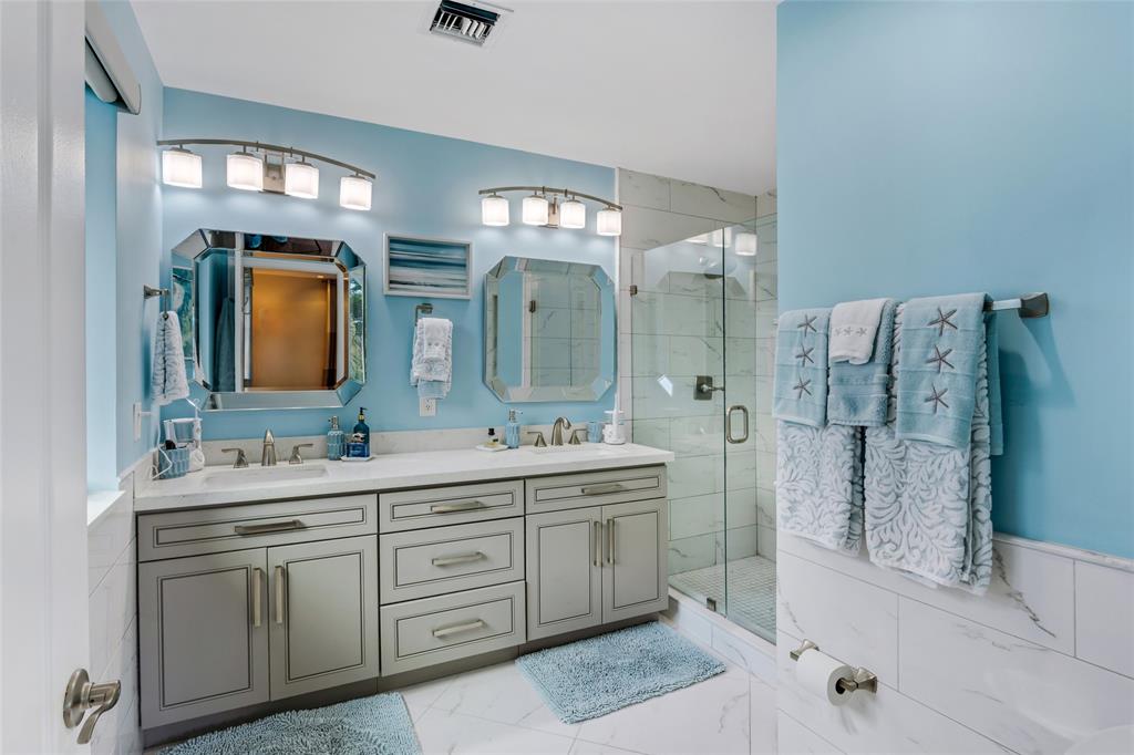 2541 Northeast 48th Street Lighthouse Point, FL 33064 - Photo 20 of 31