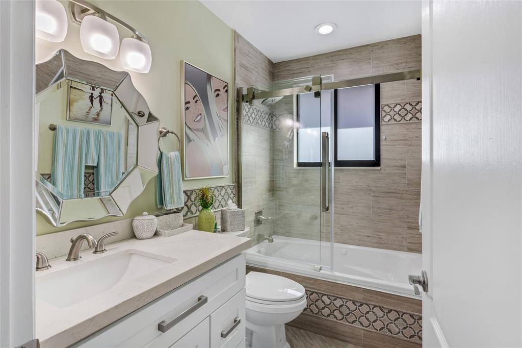 2541 Northeast 48th Street Lighthouse Point, FL 33064 - Photo 22 of 31