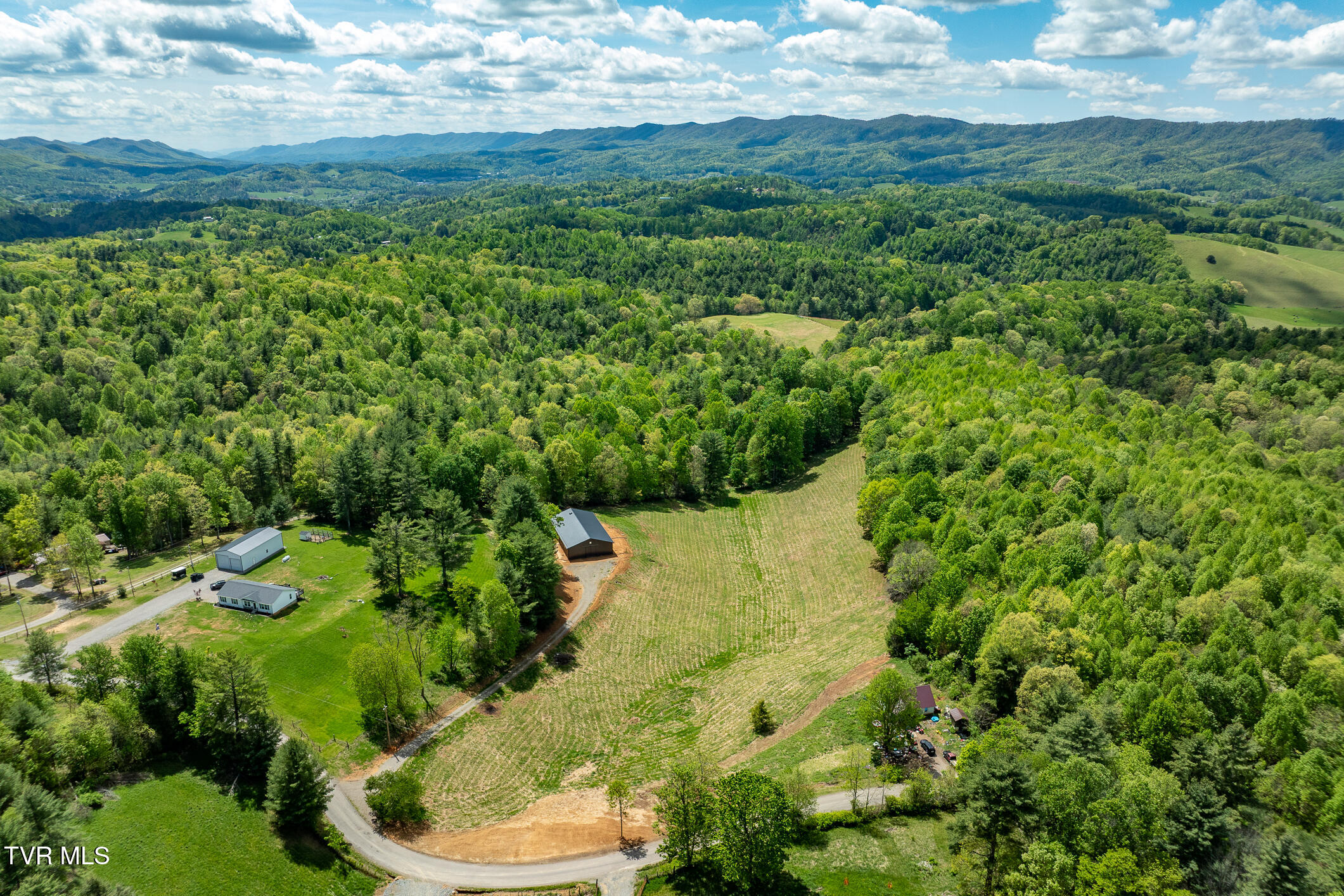 835 Red Brush Road Mountain City, TN 37683 - Photo 2 of 60 835 Red Brush Road (2 of 60)