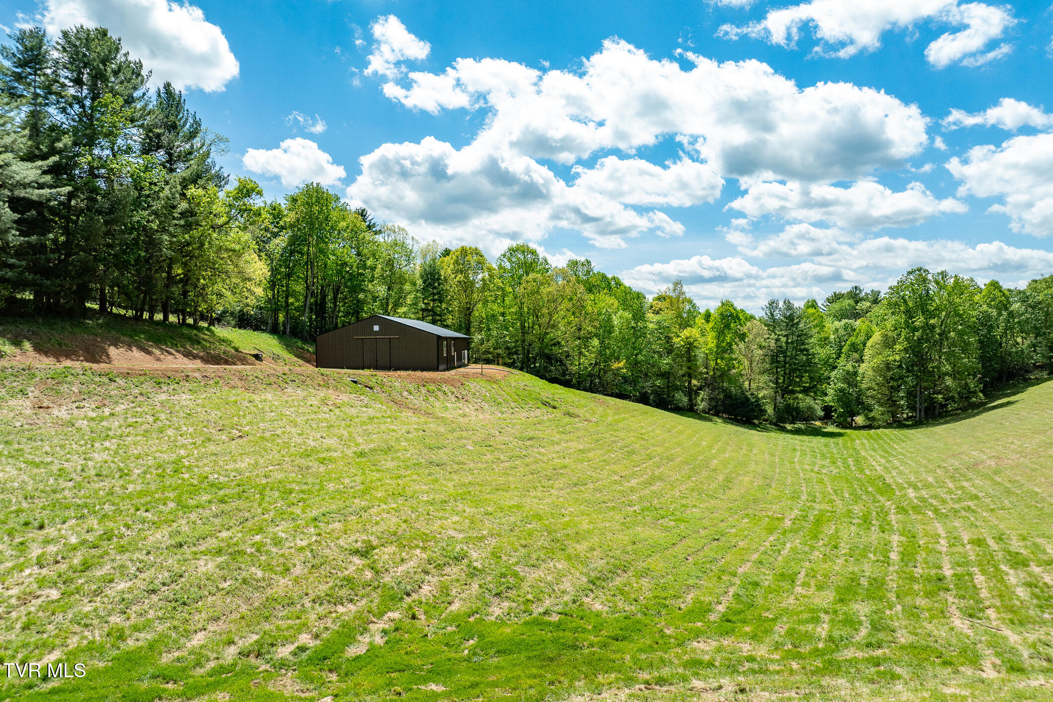 835 Red Brush Road Mountain City, TN 37683 - Photo 31 of 60 835 Red Brush Road (31 of 60)