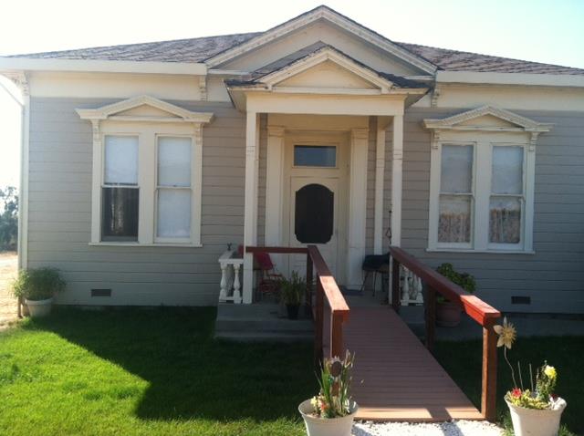 940 Old Stage Road Salinas, CA 93905 - Photo 1 of 25 Gallery Image 1