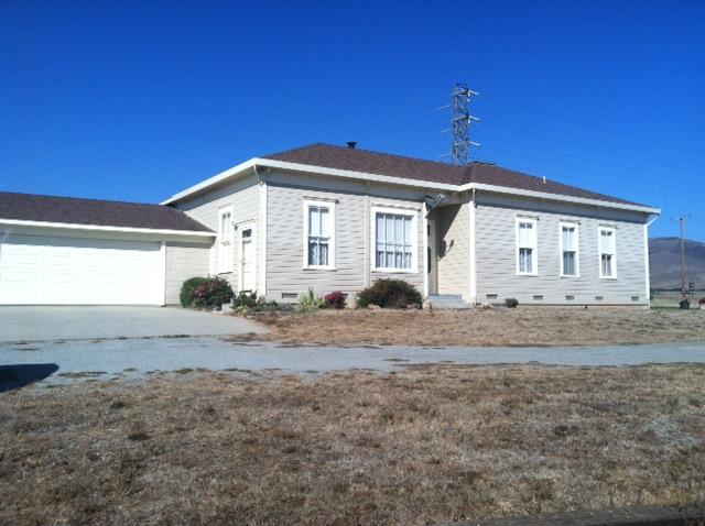 940 Old Stage Road Salinas, CA 93905 - Photo 3 of 25 Gallery Image 3