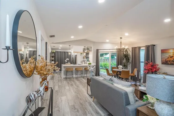 $5,500 | Undisclosed Address, Davie, FL 33314