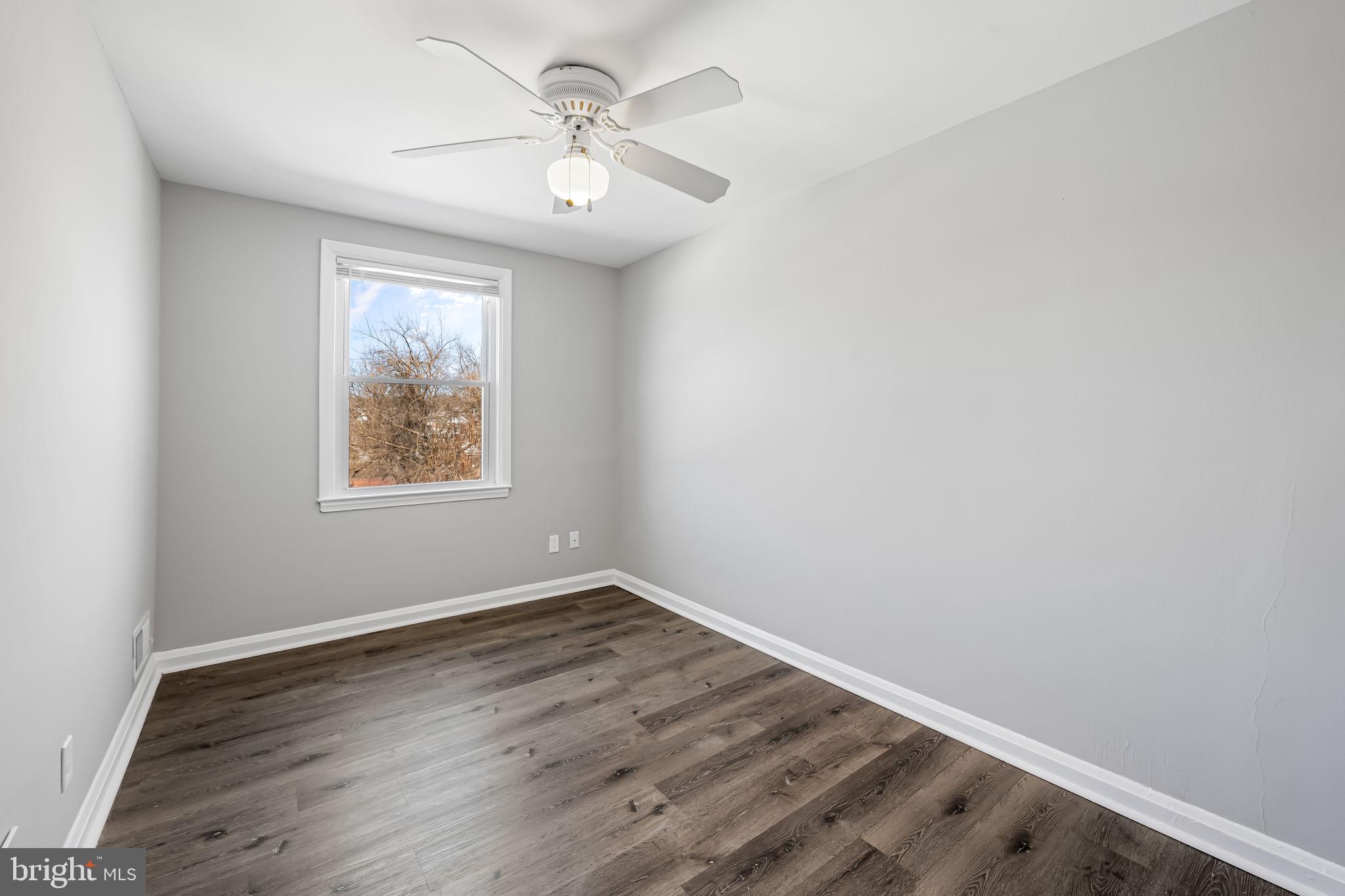 7520 Durwood Road Dundalk, MD 21222 - Photo 16 of 28 Bedroom 3