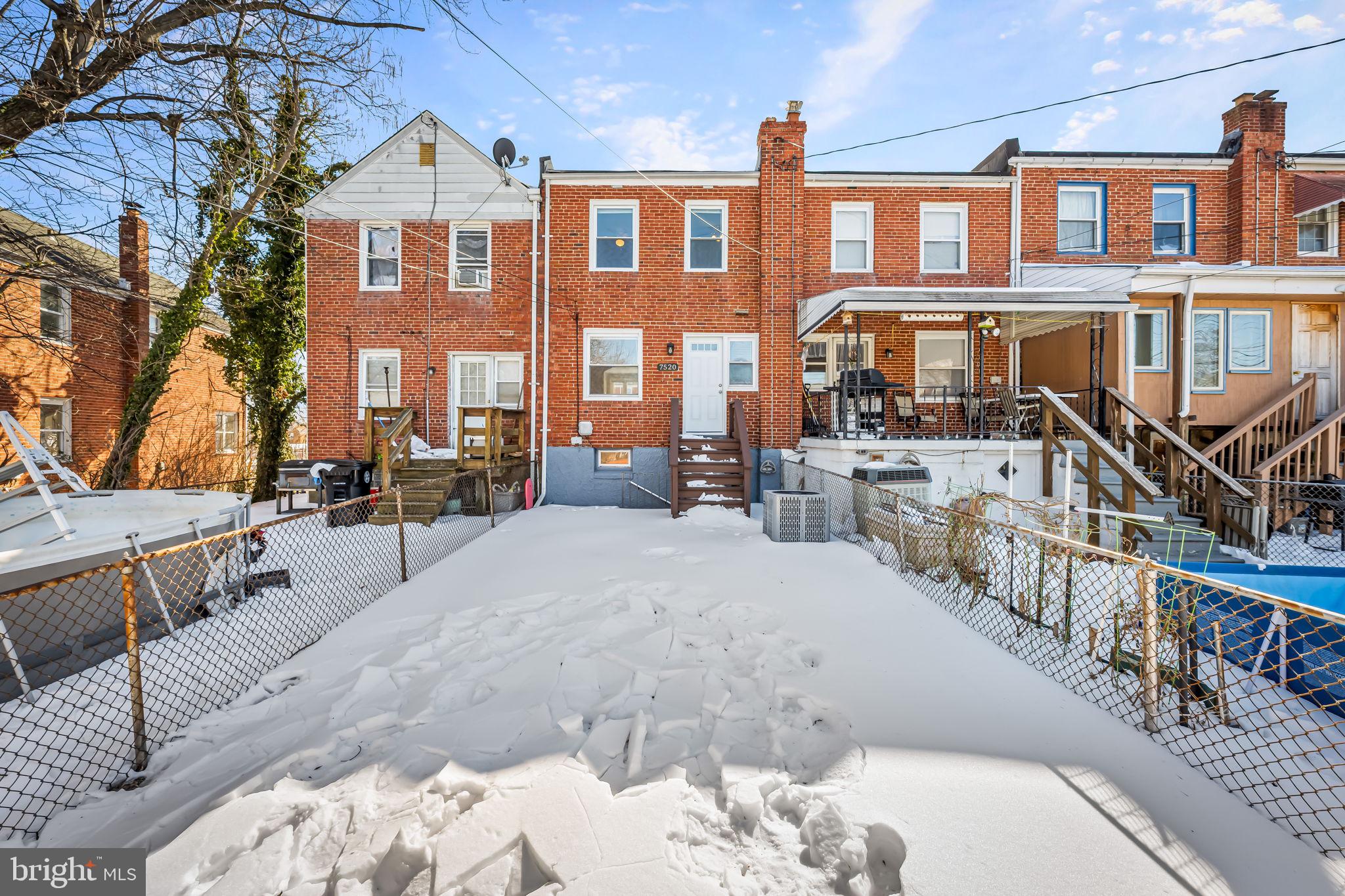 7520 Durwood Road Dundalk, MD 21222 - Photo 24 of 28 Back yard