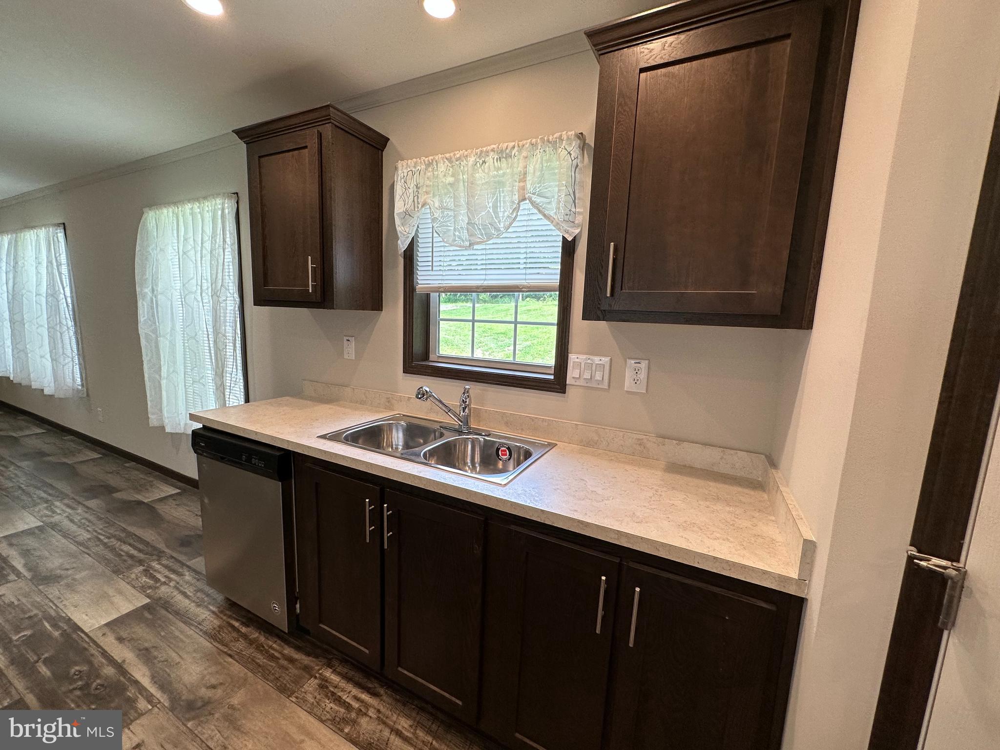 156 Cambridge Road Coatesville, PA 19320 - Photo 4 of 45