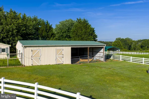 $940,000 | 27472 Strawberry Hill Road, Rhoadesville, VA 22542