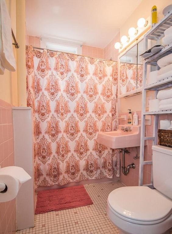 187 Kent Street, Unit 3 Brookline, MA 02446 - Photo 6 of 6