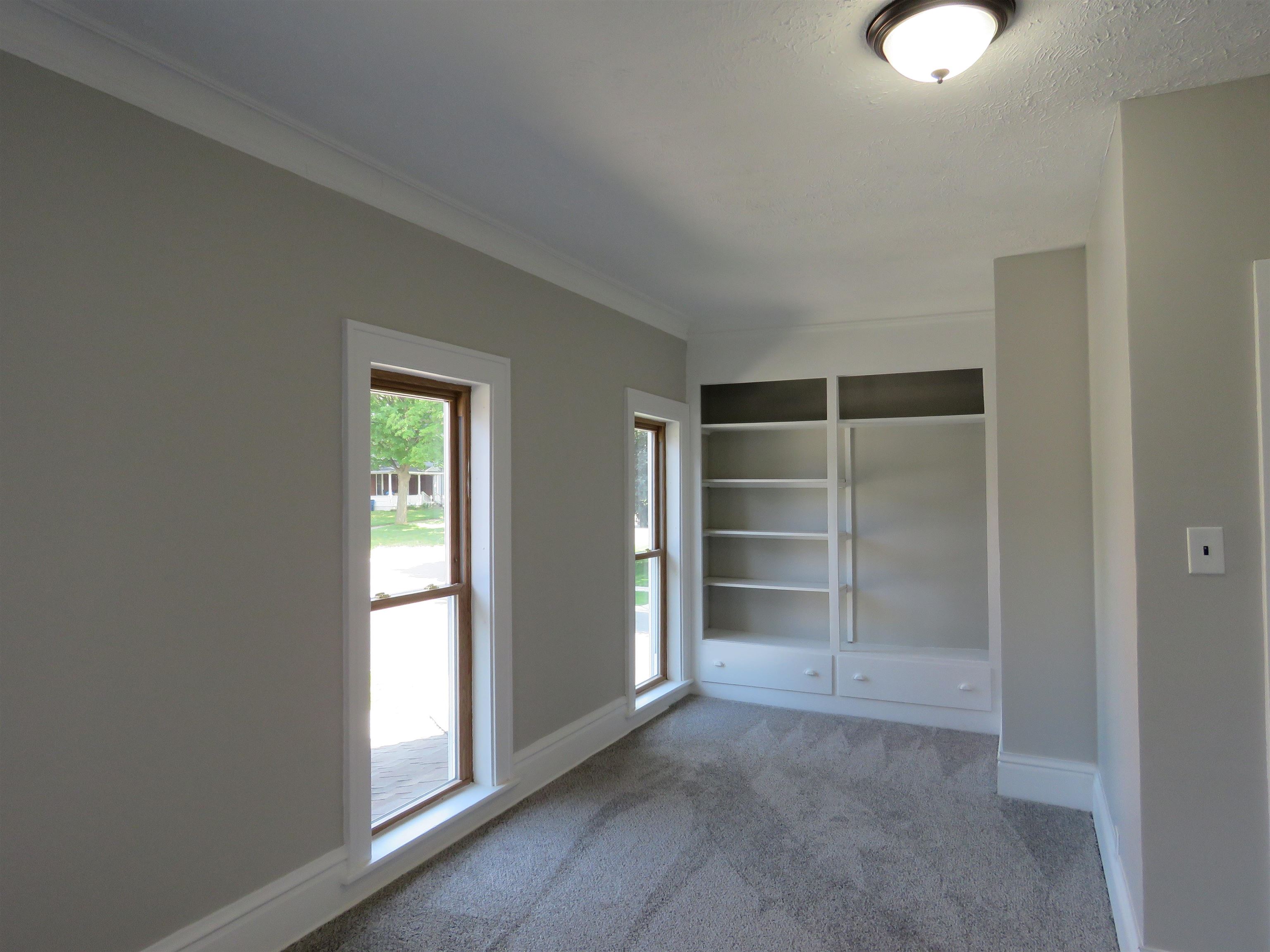 222 East Harris Street Cadillac, MI 49601 - Photo 13 of 18 1925319-b7aa0767-99a1-4896-9dd3-baf8858a2fdc.JPG