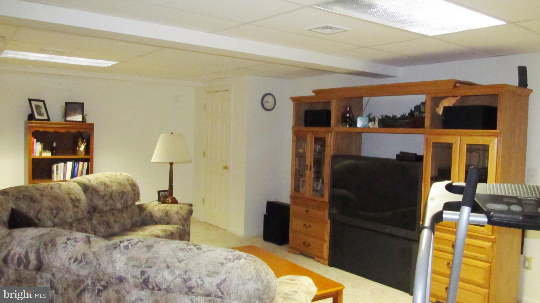 305 White Chapel Road Lancaster, PA 17603 - Photo 9 of 15 Gallery Image 9
