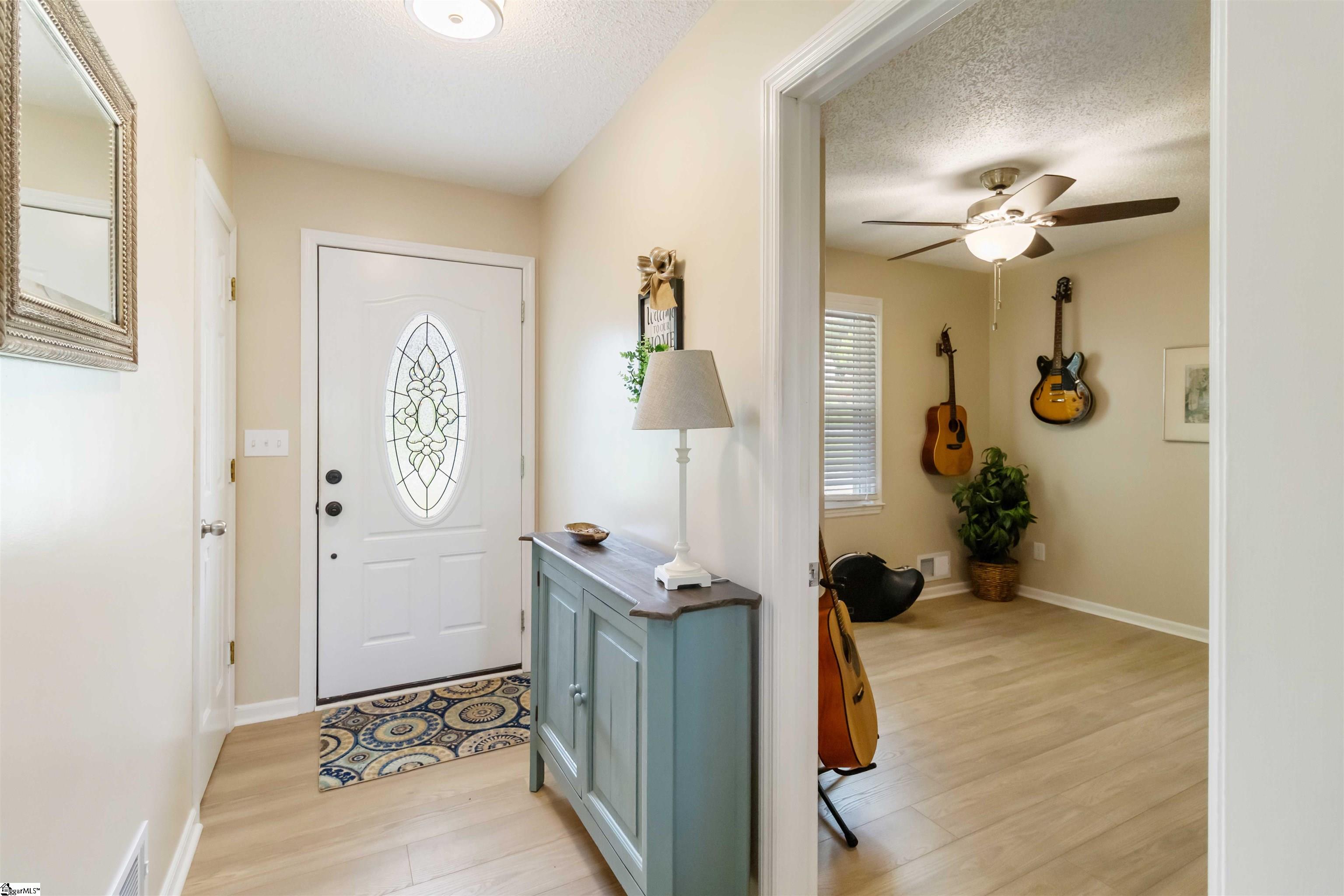 180 Canady Road Wellford, SC 29385 - Photo 4 of 50