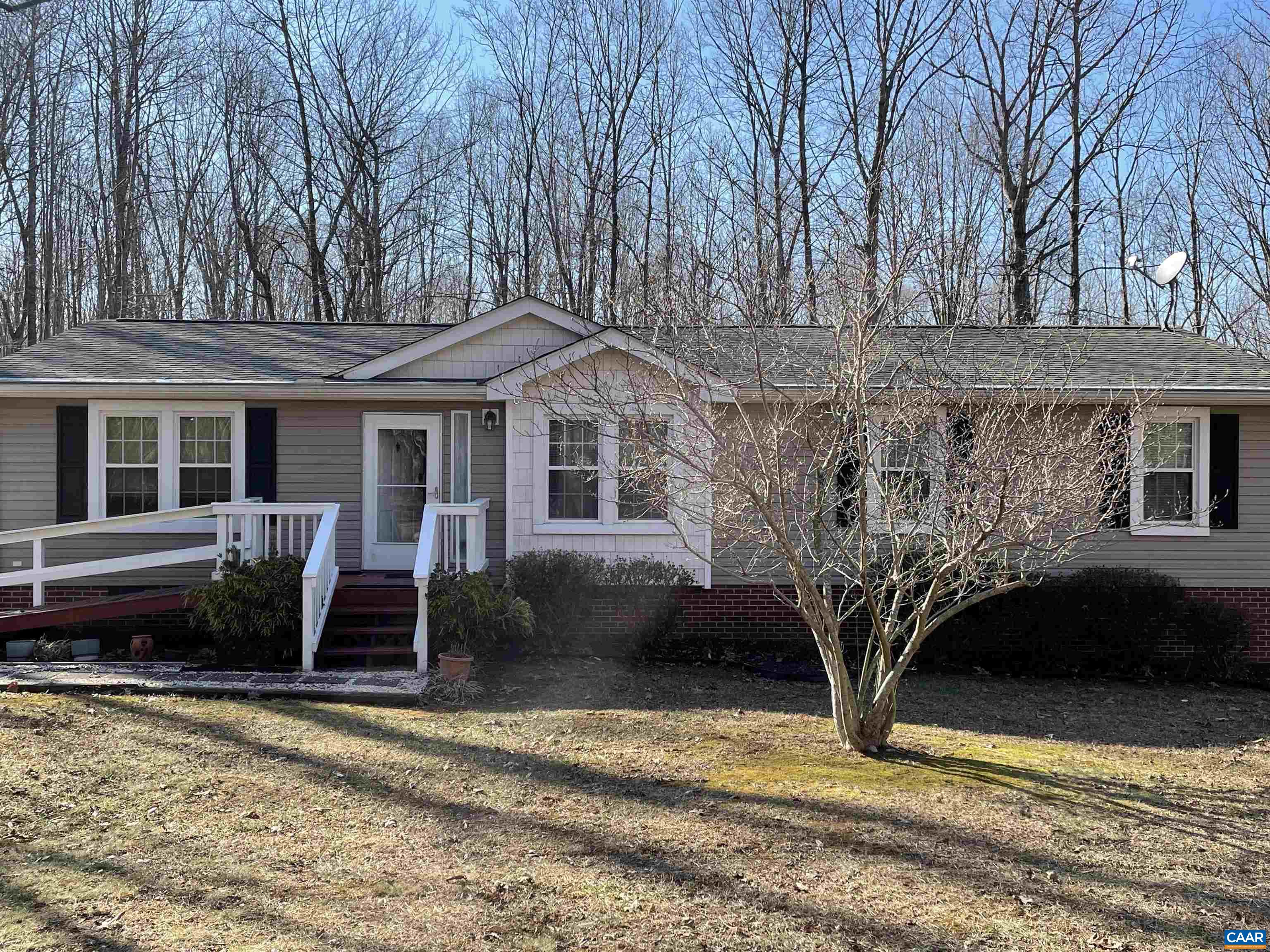 2925 Cloverdale Road Bremo Bluff, VA 23022 - Photo 23 of 23 a front view of a house with garden