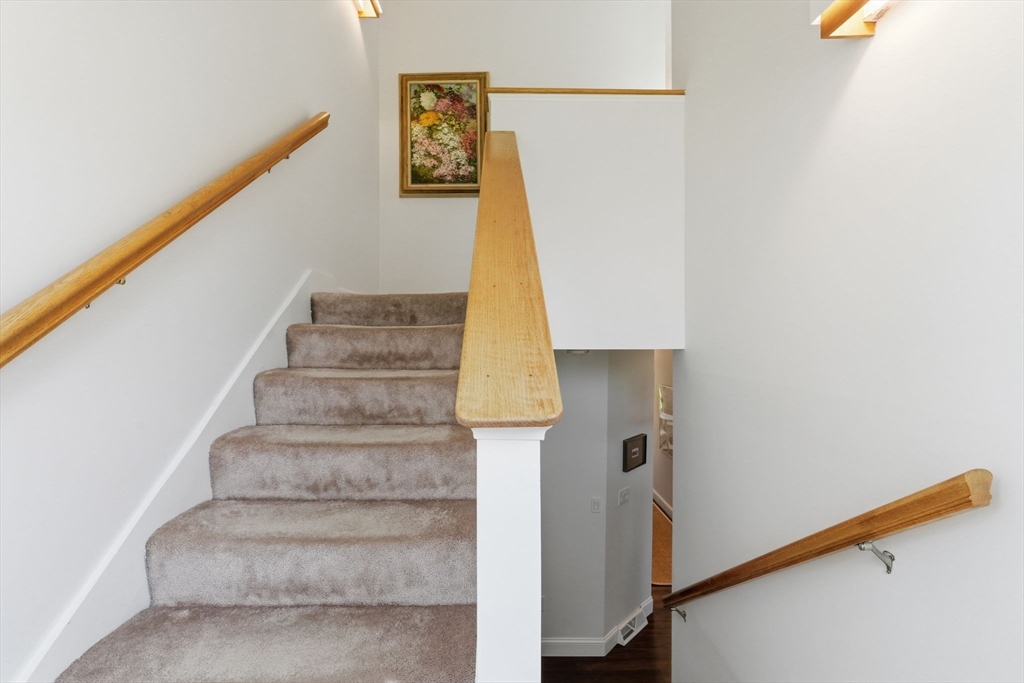 24 McIntosh Drive, Unit 24 Amherst, MA 01002 - Photo 21 of 39 a view of entryway