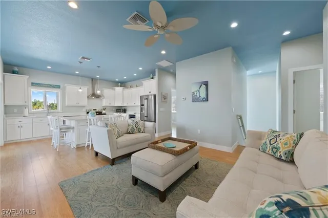 $5,335 | 11467 Island Avenue, Matlacha, FL 33993