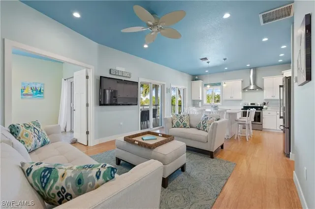 $5,335 | 11467 Island Avenue, Matlacha, FL 33993