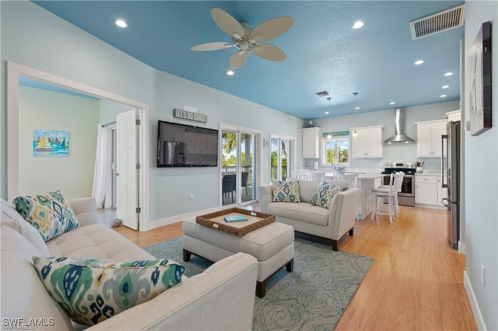 11467 Island Avenue Matlacha, FL 33993 - Photo 10 of 25