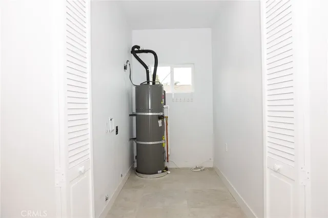 a close view of sliding door and kitchen view