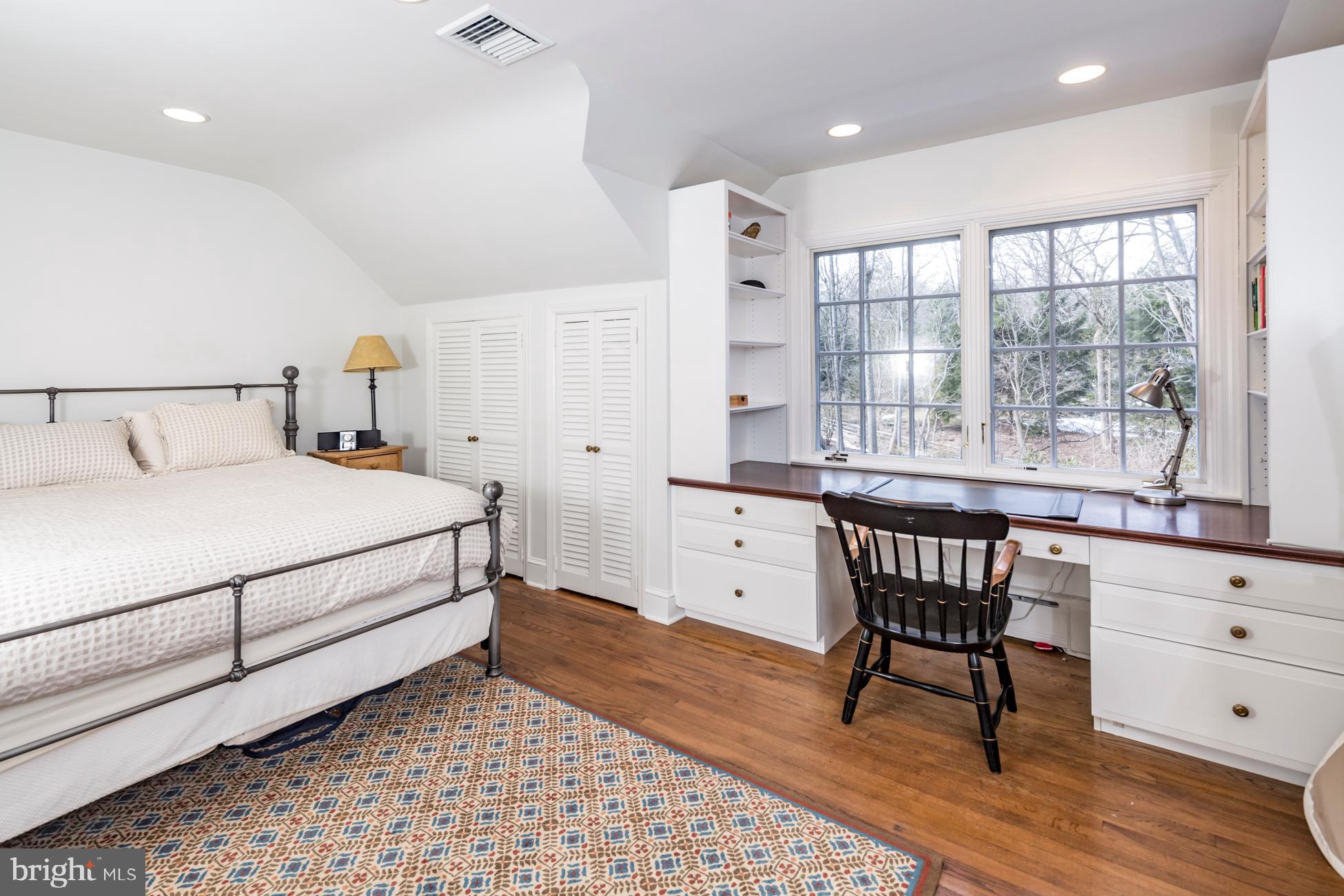 37 Pheasant Hill Road Princeton, NJ 08540 - Photo 20 of 27 Gallery Image 20