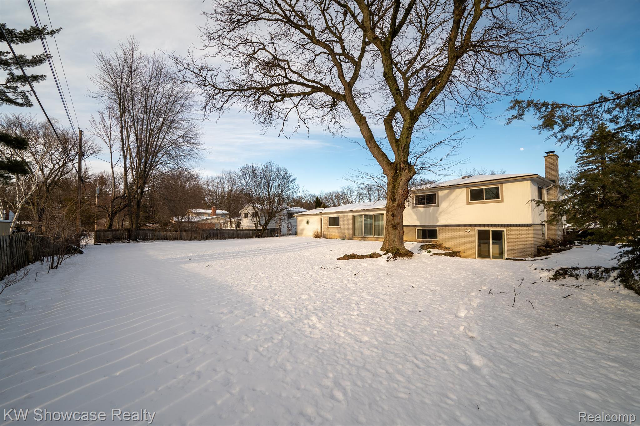 7090 Valleybrook Road West Bloomfield, MI 48322 - Photo 70 of 76 Back Exterior