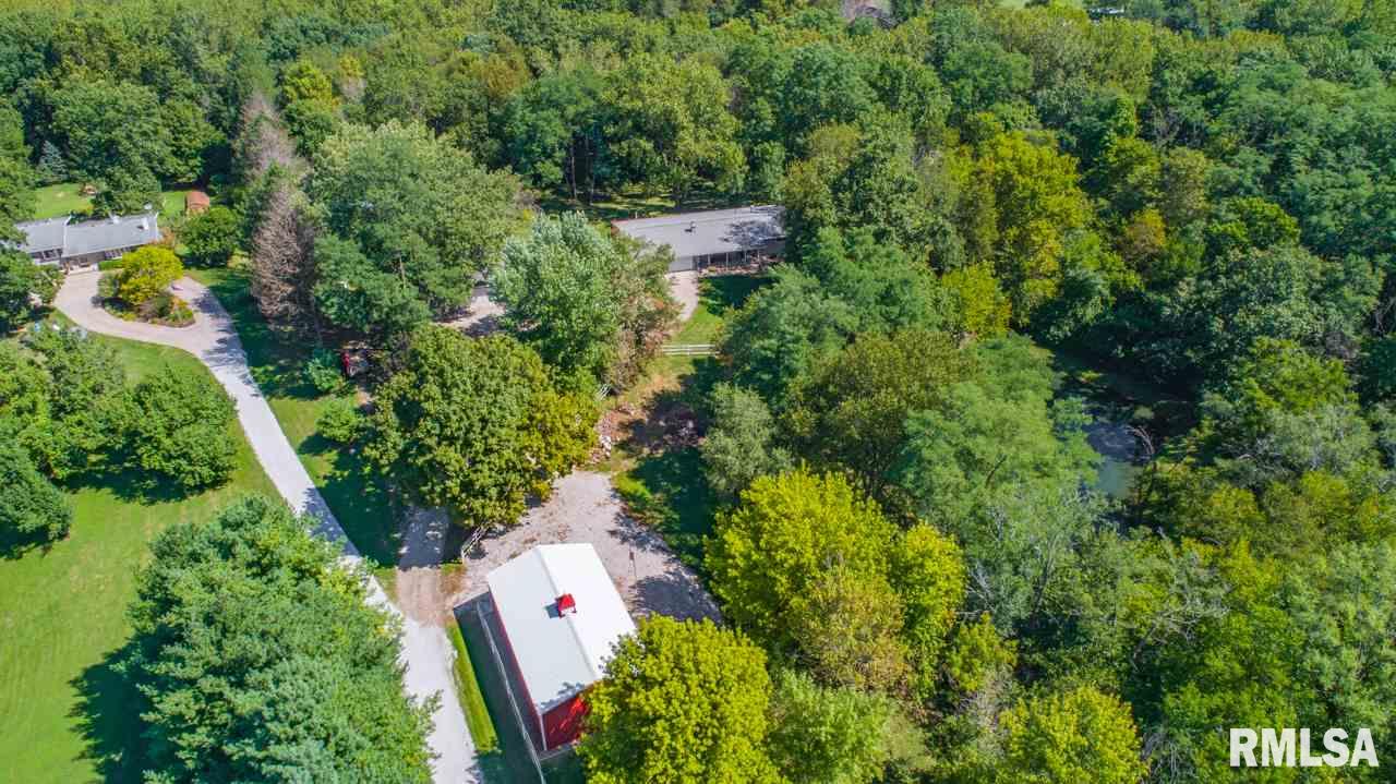 300 Grebner Road Metamora, IL 61548 - Photo 4 of 36